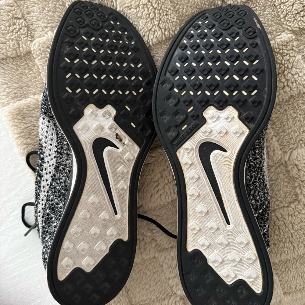 Nike Black and White Flyknit Sneakers - Picture 5 of 5